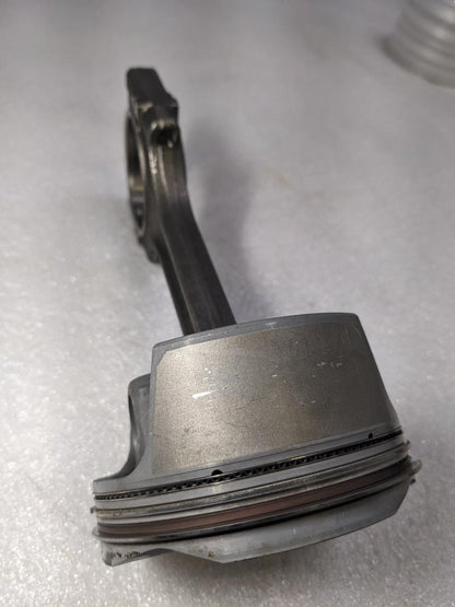 PORSCHE 987 BOXSTER PISTON & CONNECTING ROD #6 9961031028R USED 996B.G.L.