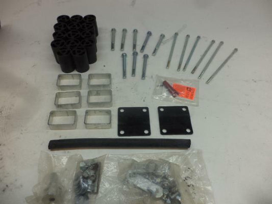 1 NEW PERFORMANCE ACCESSORIES 3"  BODY LIFT KIT 5523 FITS TOYOTA MODELS R9