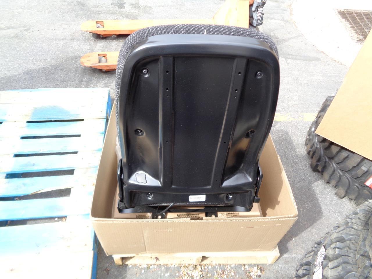 SEARS SEATING M2/C2+ LOW PROFILE BLACK ASPHALT FABRIC CHAIR 83H3D0YNNNNN BAY3