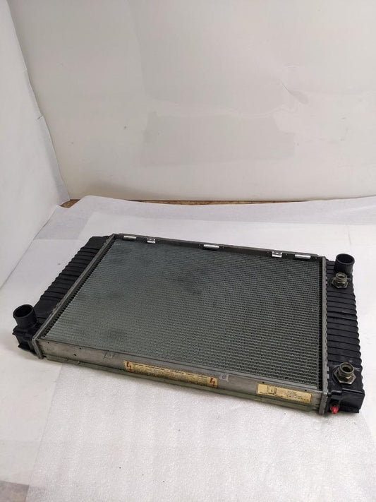 LEAKY PORSCHE 92810604401 RADIATOR FOR 87-91 PORSCHE 928 MANUAL TRANS USED R25