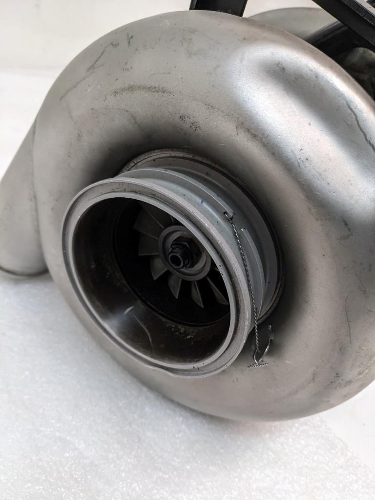 AIRESEARCH 204770-1-1 CHAMP CAR TURBOCHARGER USED E2