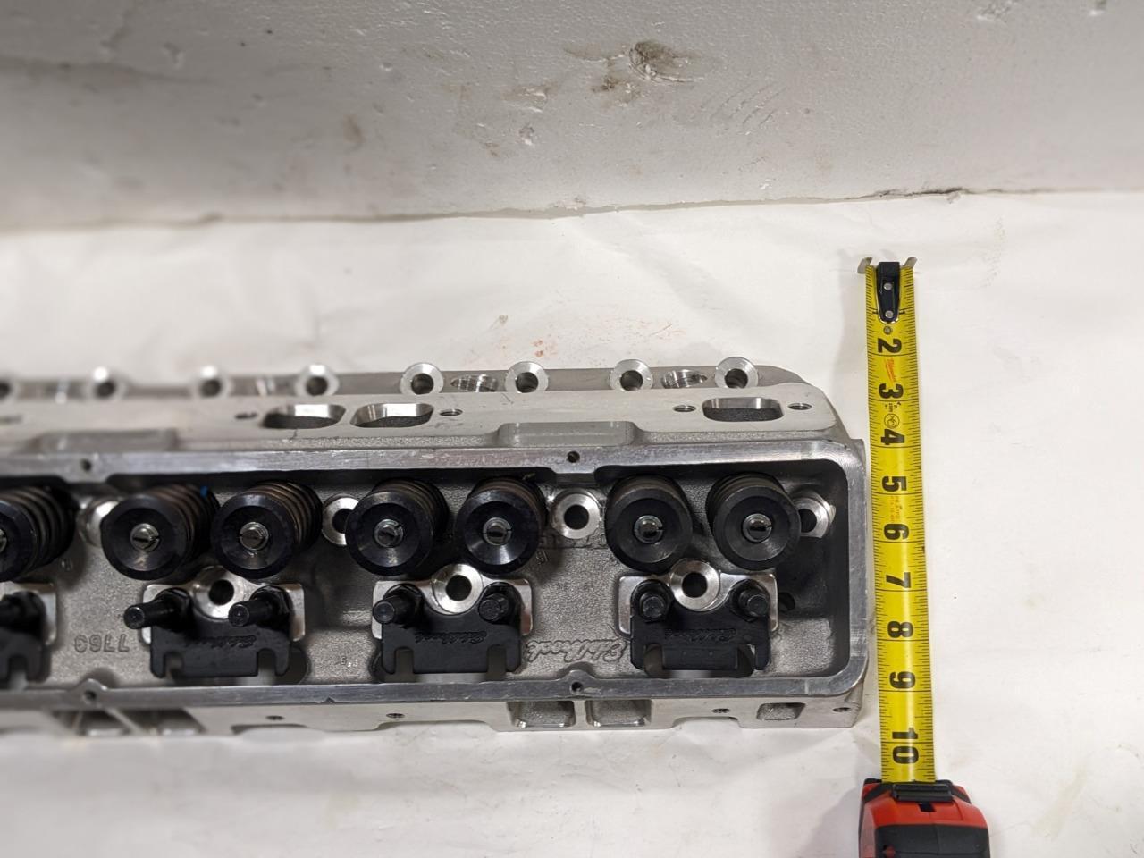 Edelbrock 77589 SBC VICTOR JR CY NEW I2