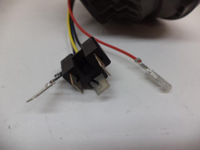 NEW JW SPEAKER 8700 SERIES HIGH & LOW BEAM 7" ROUND HEADLIGHT 0549731 SR