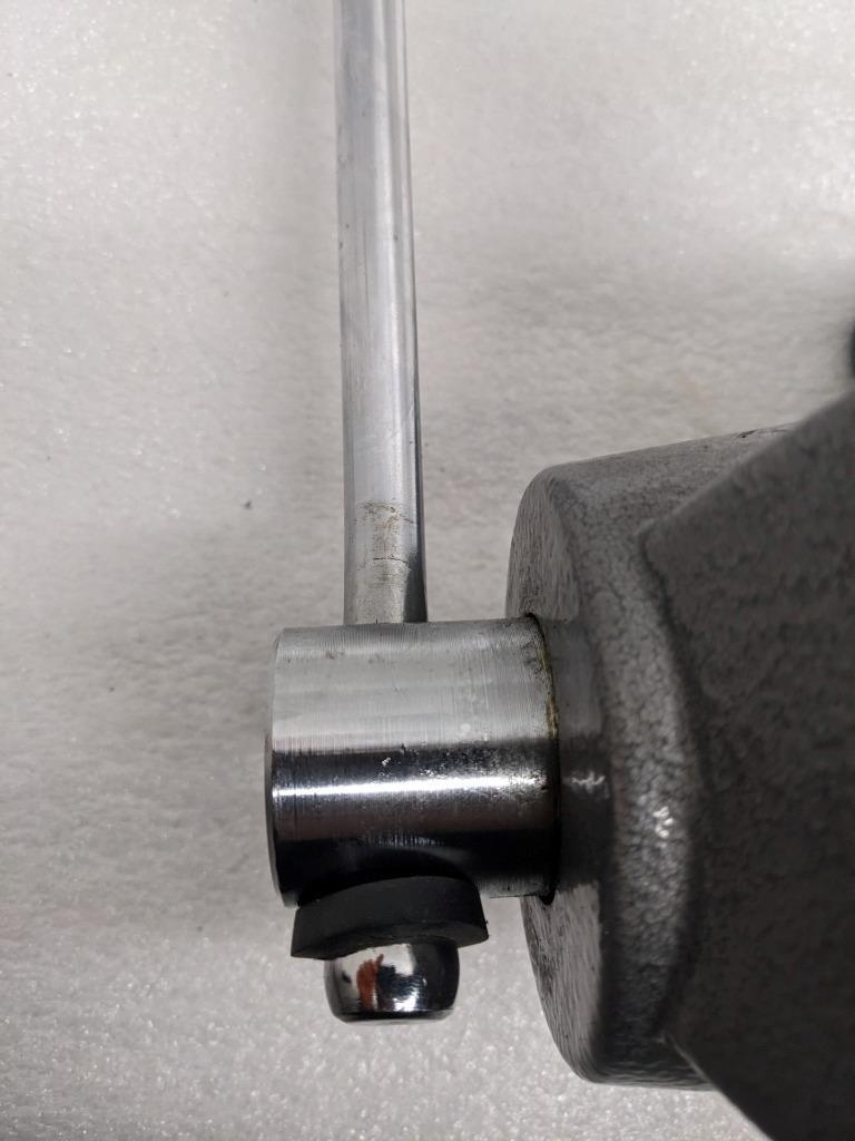 WILTON Mechanics Pro Vise 8” Jaw Width 8-1/2" Jaw Opening 360 Swivel Base B2 NEW