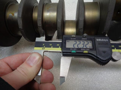 Porsche 911 2.2L Non Counterweight Crankshaft 901 102 010 00 USED GENUINE R24T7