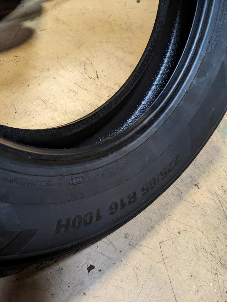 KUMHO SOLUS TA51A P 225 65 16 100H SL TIRE 2285433 CQ3