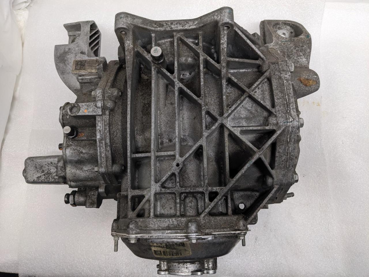 GM 23255922 CARRIER ASSEMBLY DIFFERENTIAL FOR 2015-2016 USED B1B2