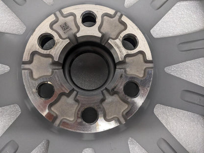 20x8 Chevrolet Traverse 2022-23 Machined Charcoal Wheel Rim 84353724