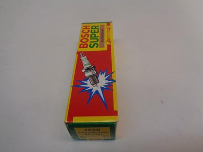 BRAND NEW BOSCH SUPER SPARK PLUG OLDSMOBILE PONTIAC BUICK 10 PACK 7520 R13T5