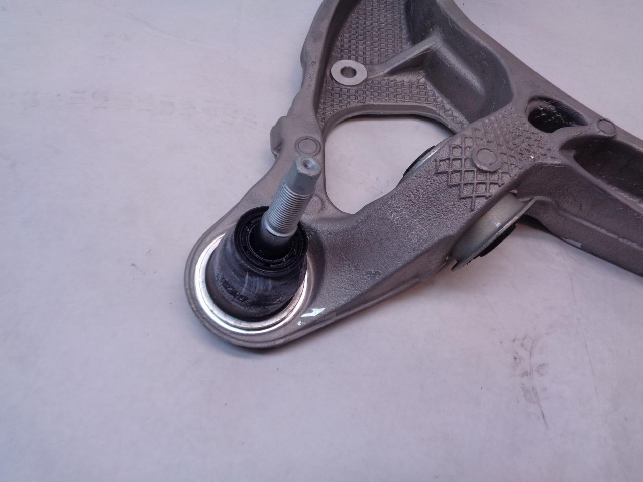 GENUINE MOPAR 2019-22 RAM 1500 LOWER CONTROL ARM LEFT FRONT 68261621 R11