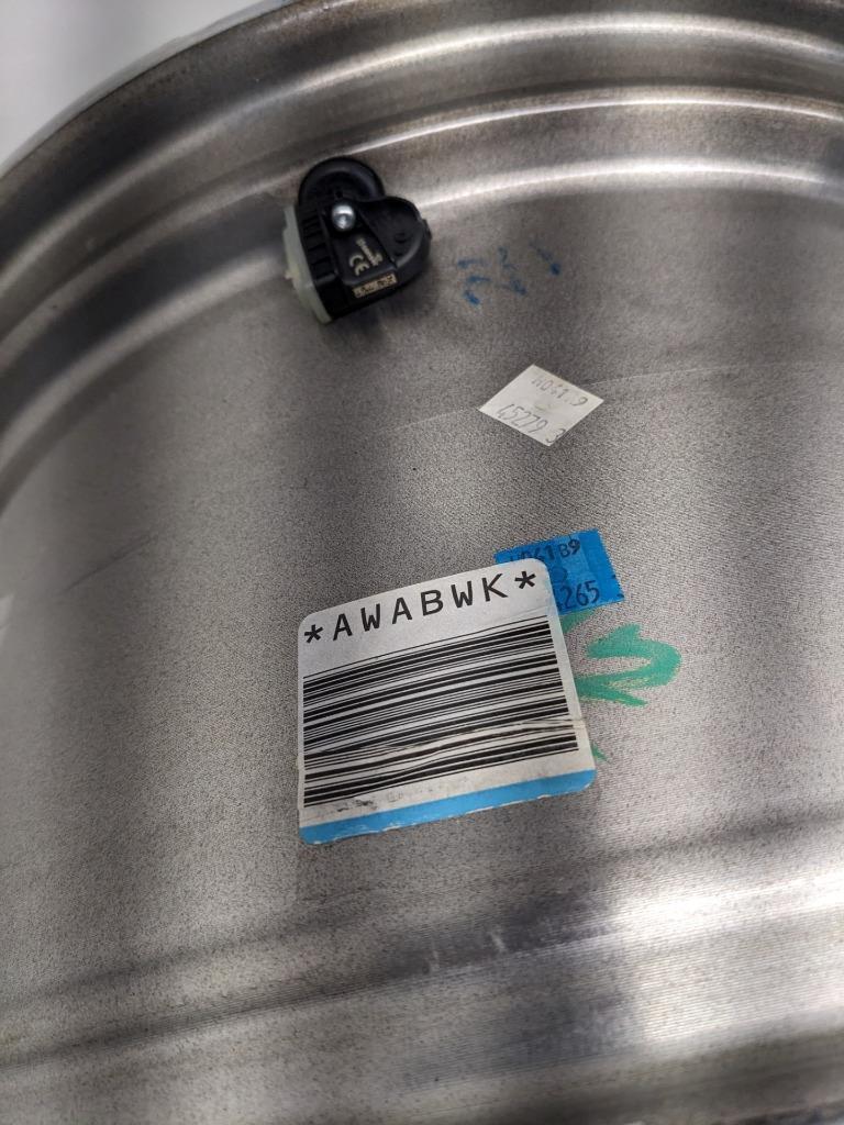 Chevrolet 23377014 Wheel 18x8.5 FOR 2019-2023 Silverado 1500 Sierra USED WR