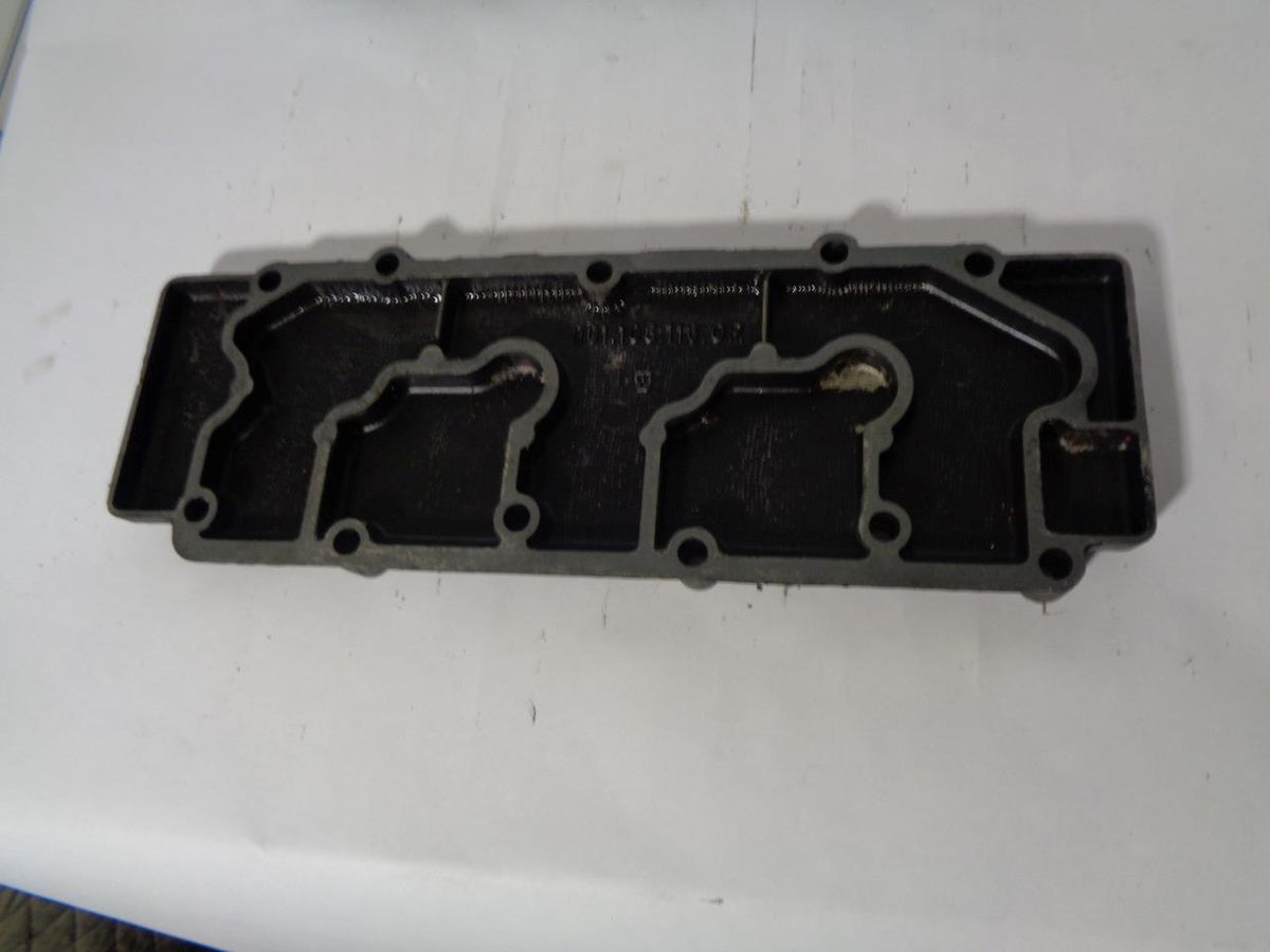 PAIR OF 1969-1973 PORCHE 911 VALVE COVERS 901 105 116 0R USED R23
