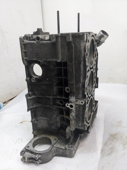 PORSCHE 911/996 RIGHT SIDE ENGINE BLOCK 9961011690R USED B2