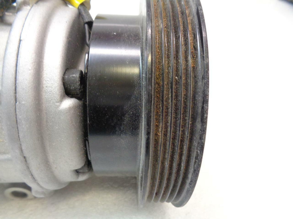 NEW UAC CO 10624GLC AC COMPRESSOR 1987-2001 TOYOTA CAMRY R2