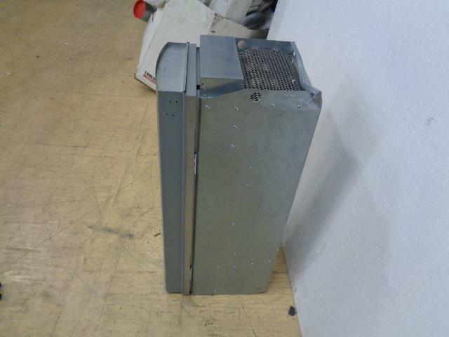 NEW DAMAGED EATON SVX9000 SERIES CUTLER-HAMMER MODEL ID: 11381054 BSR