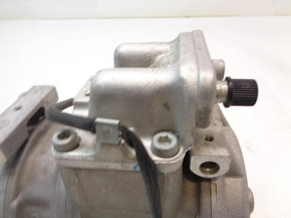 NEW GENUINE MERCEDES-BENZ 000 230 17 11 80 AC COMPRESSOR 1994 MERCEDES S320 R3