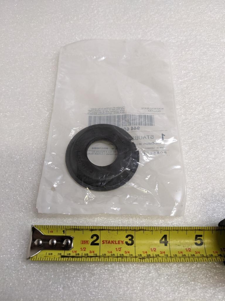 PORSCHE 94460280300 IGNITION DISTRIBUTOR DUST COVER FOR 924S/944 NEW PGB2TB