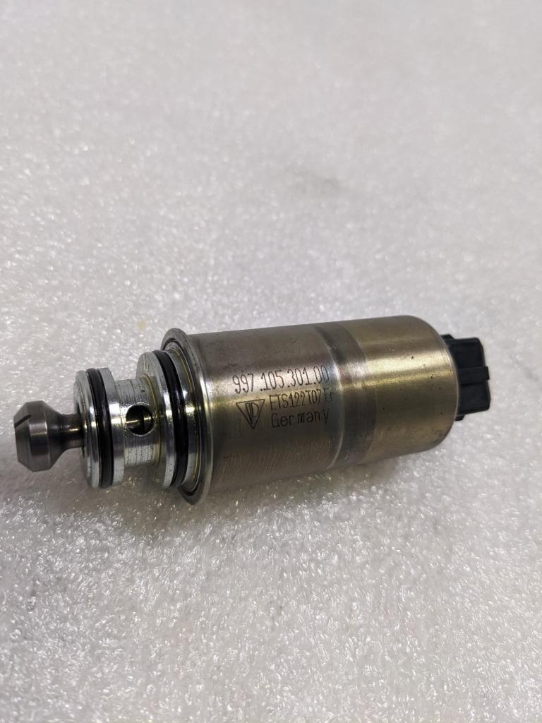 PORSCHE CAYMAN 911 997 VALVE CAMSHAFT 3.8L 99710530100 USED 996B.GL