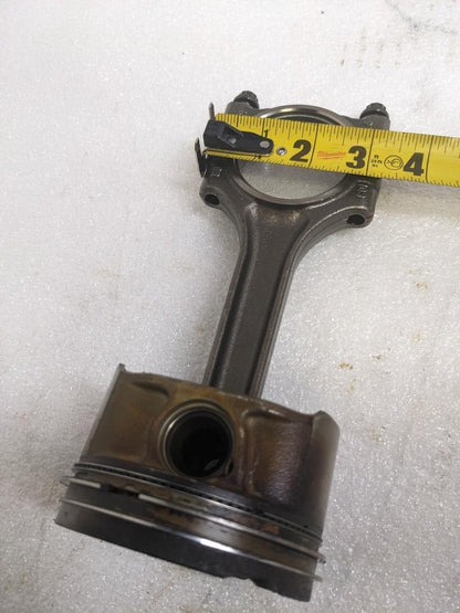 PORSCHE 996/911 CONNECTING PISTON RODS 9961031028R #4 USED 996BGL2T2