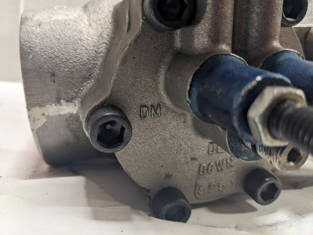 EECO HYDRAULIC UV-7B ELEVATOR ELECTRICALLY OPERATED CONTROL VALVE  500PSI BSR7