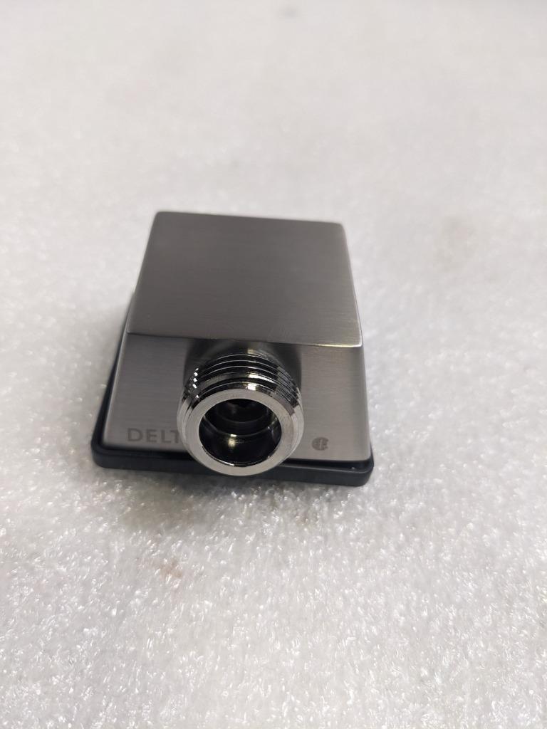 DELTA SQUARE WALL SUPPLY ELBOW HAND SHOWER-HOSE 50570 LUMICOAT STAINLESS NEW R28