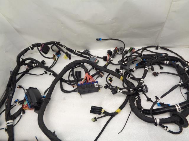 POLARIS 2416636 HARN-CHASSIS FOR 2023 POLARIS RZR T 96X74 USED R 16