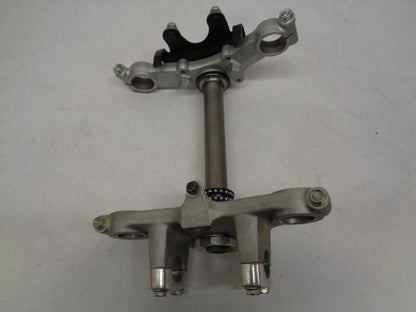 NEW OEM HONDA TRIPLE TREE FORK CLAMP AND STEERING STEM K8JA 166 1 R16