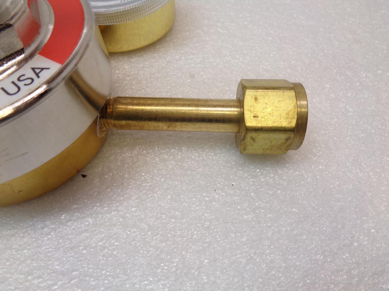 NEW SMITH EQUIPMENT HB1520B-300 ACETYLENE REGULATOR GAUGE R17