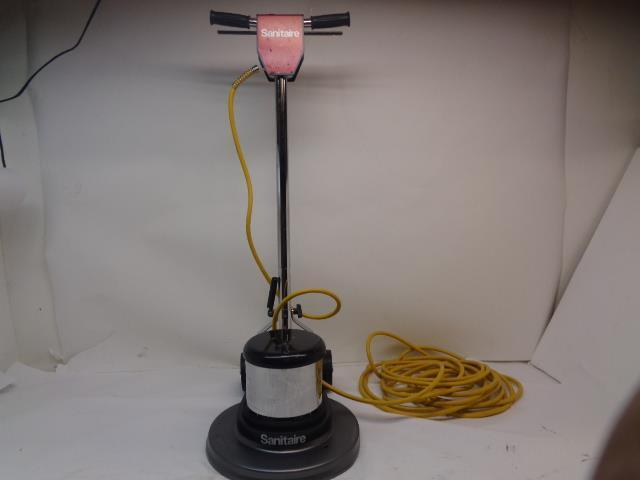 SANITAIRE 17 INCH FLOOR MACHINE SC6010D NEW BSR