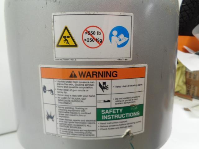 GRACO AIR MOTOR 100 MAX PSI 245111 NEW BSR1.1