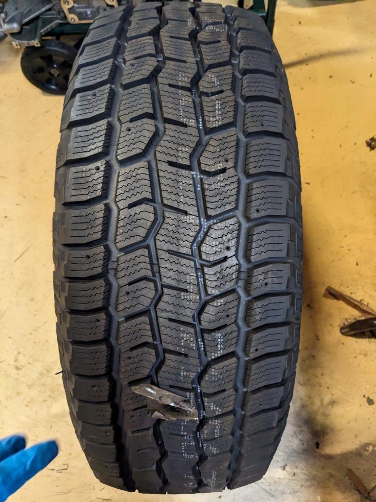 COOPER DISCOVERER SNOW CLAW P 265 70 16 112T SL TIRE 171102004 CQ3