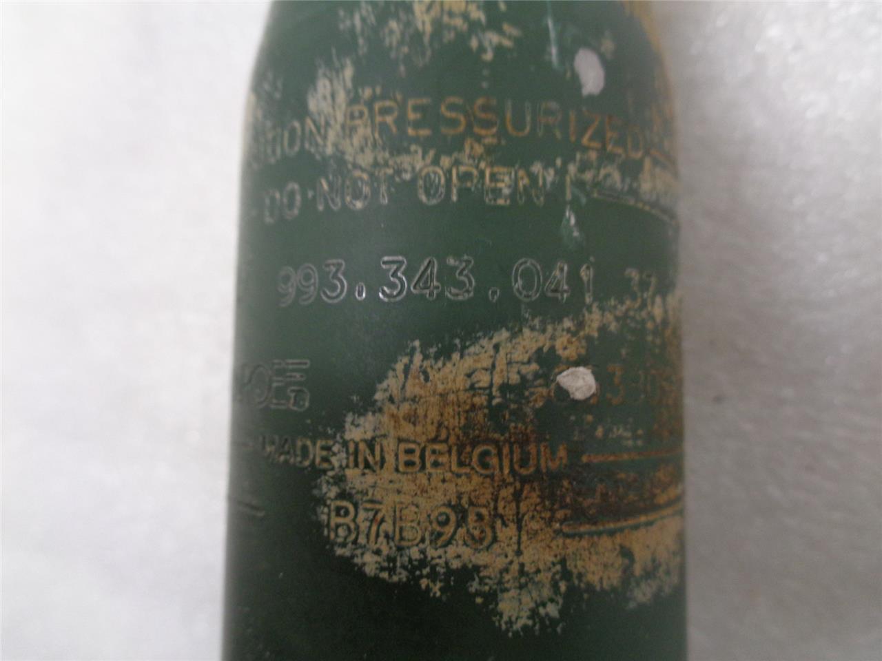 USED MONROE FRONT STRUTS FOR '95-'98 PORSCHE 993 343 041 37/993 343 042 37 R23T8