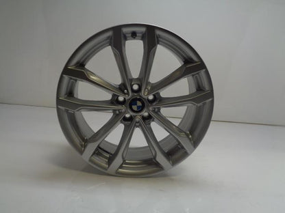 BMW OEM Wheel 2018-19 X3 Style 691 19x7.5 36 11 6 877 325 Silver NEW TAKEOFF WR