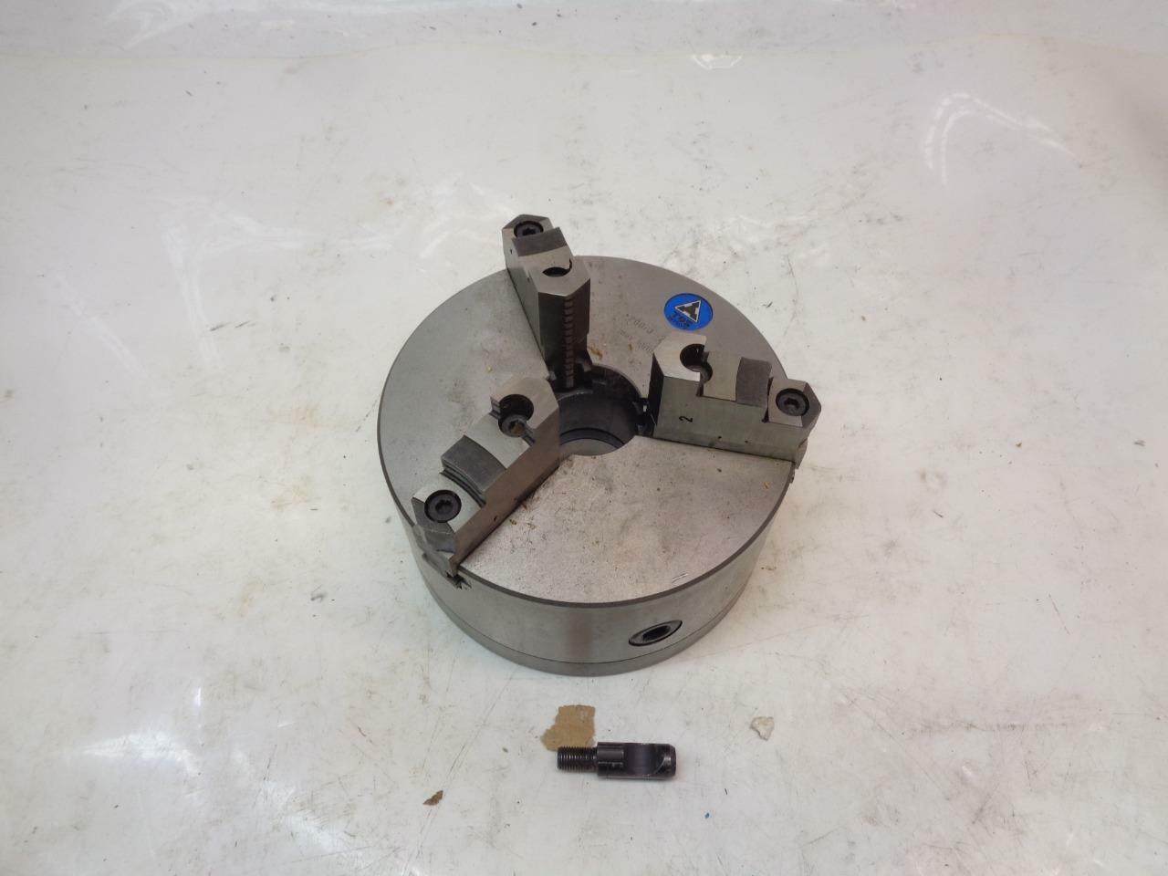 NEW TOS 8" 200/3 THREE JAW LATHE CHUCK NEW SELF CENTERING R30