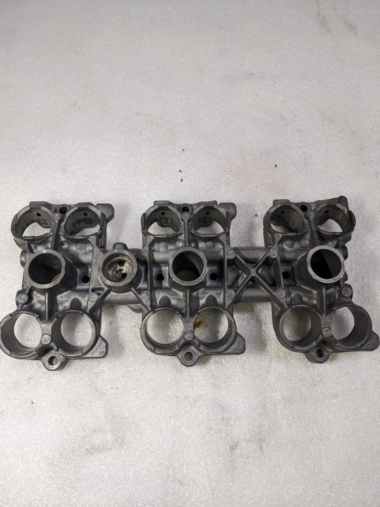 PORSCHE 911 BOXSTER PESTLE/TAPPET HOUSING 99710404300 USED 996B.GL