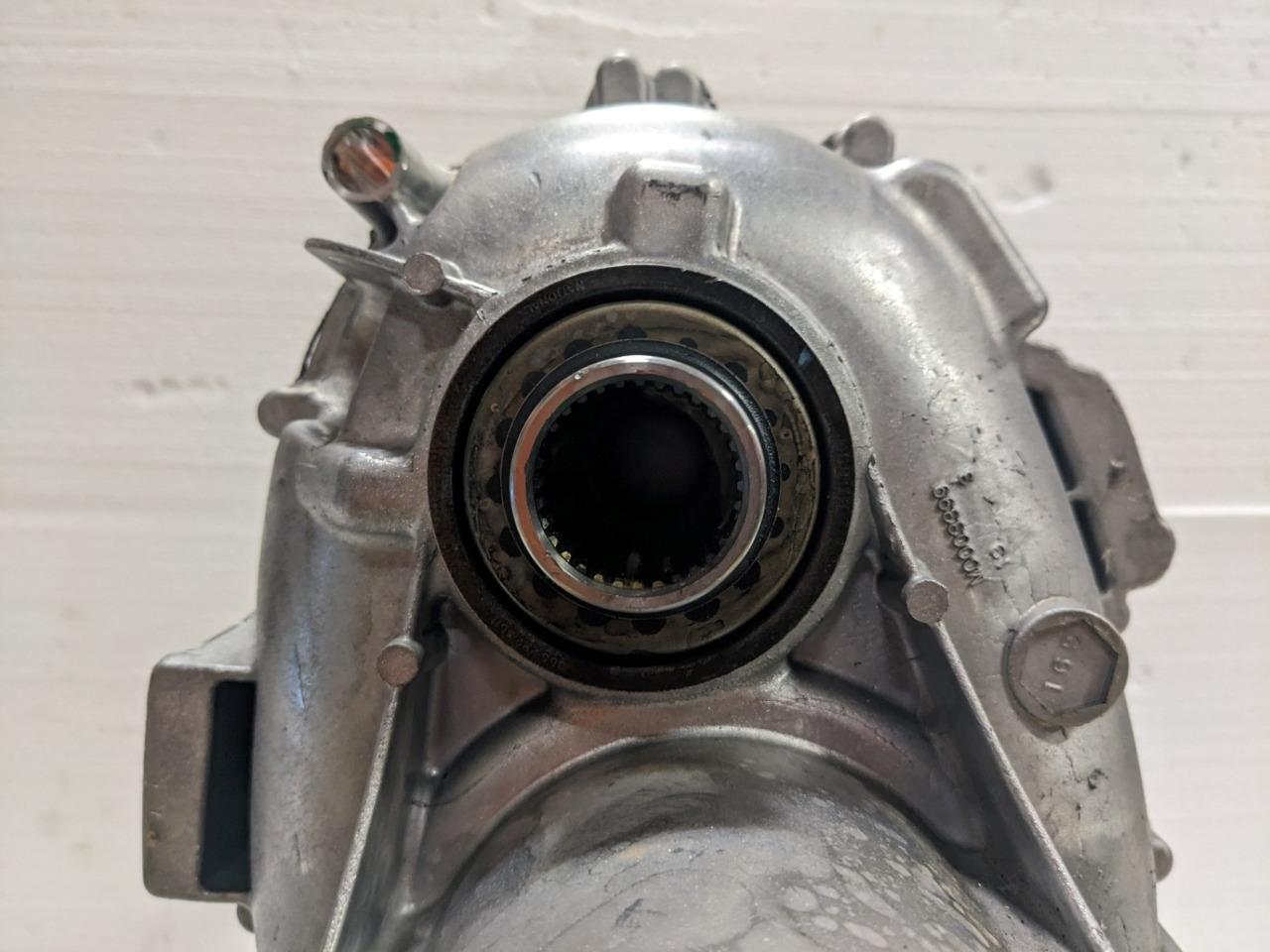 GM Transfer Case Assembly 84605821 NEW GENUINE BSRG3