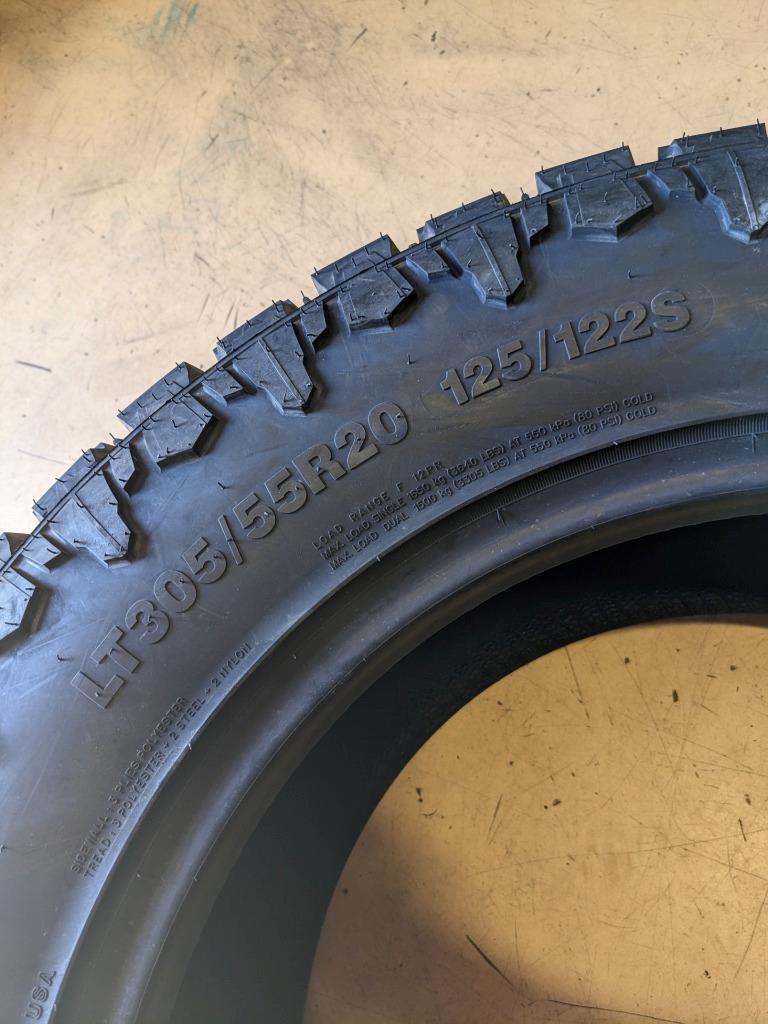 VENOM POWER TERRA HUNTER R/T LT 305 55 20 125/122S LRF 12PLY TIRE TVPRT14 CQ2