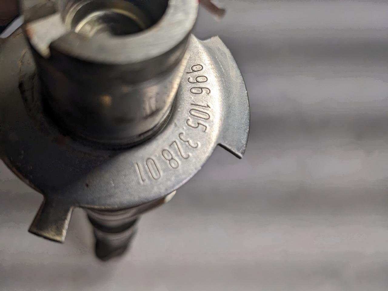 PORSCHE BOXSTER CAYMAN ENGINE RIGHT INTAKE CAMSHAFT 99610505103 USED 996.B.G.L.