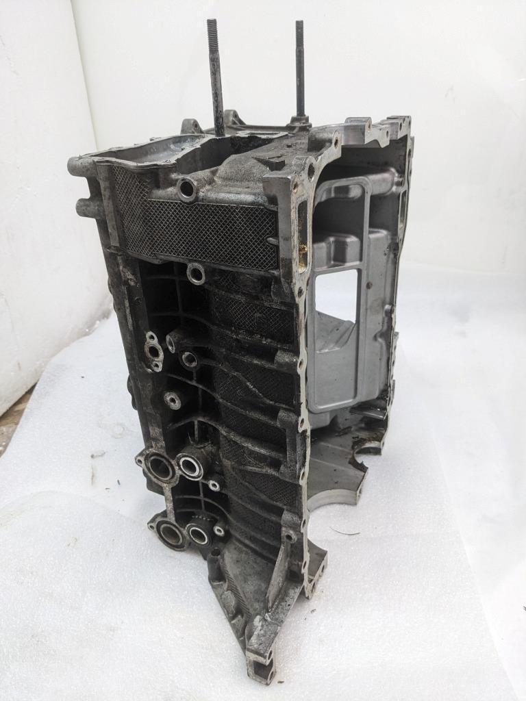 PORSCHE 911/996 RIGHT SIDE ENGINE BLOCK 9961011460R USED B2