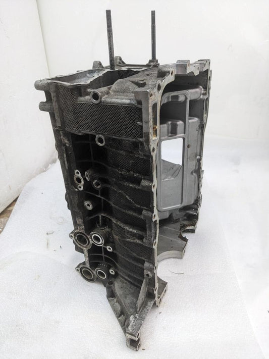 PORSCHE 911/996 RIGHT SIDE ENGINE BLOCK 9961011460R USED B2