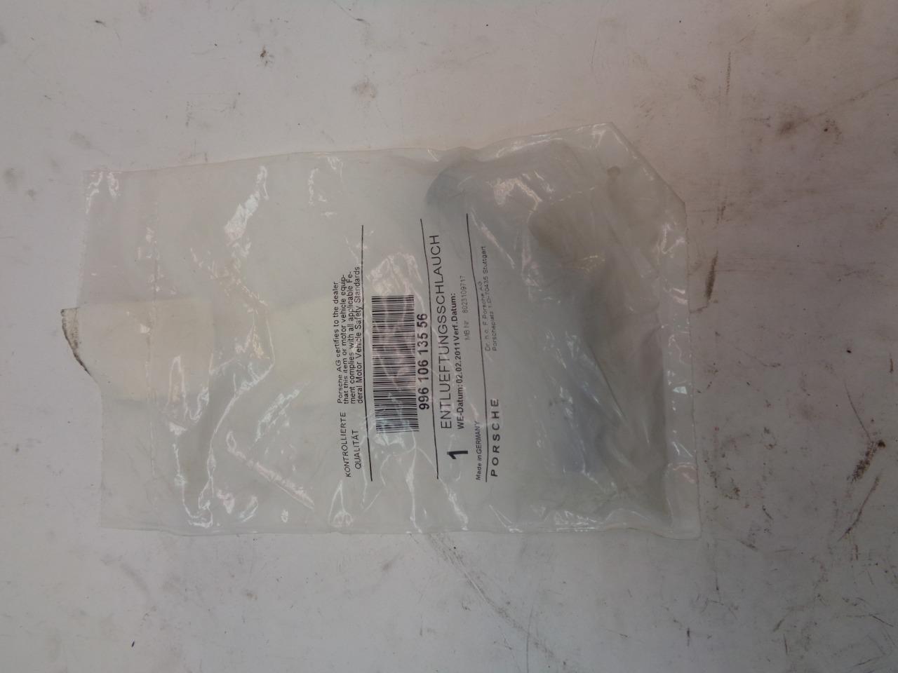1 NEW PORSCHE VENT TUBE 996 106 135 56 FITS PORSCHE 996 R20T6