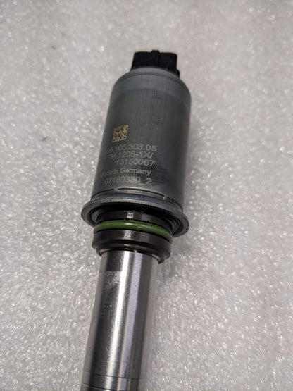PORSCHE BOXSTER CAYMAN/911 CAMSHAFT ADJUSTER SOLENOID 99610530305 USED 996B.GLT3