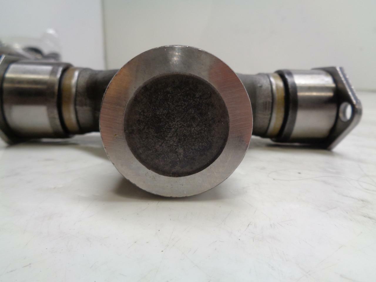 NEW NEAPCO U-JOINT SD209 281 R9TB