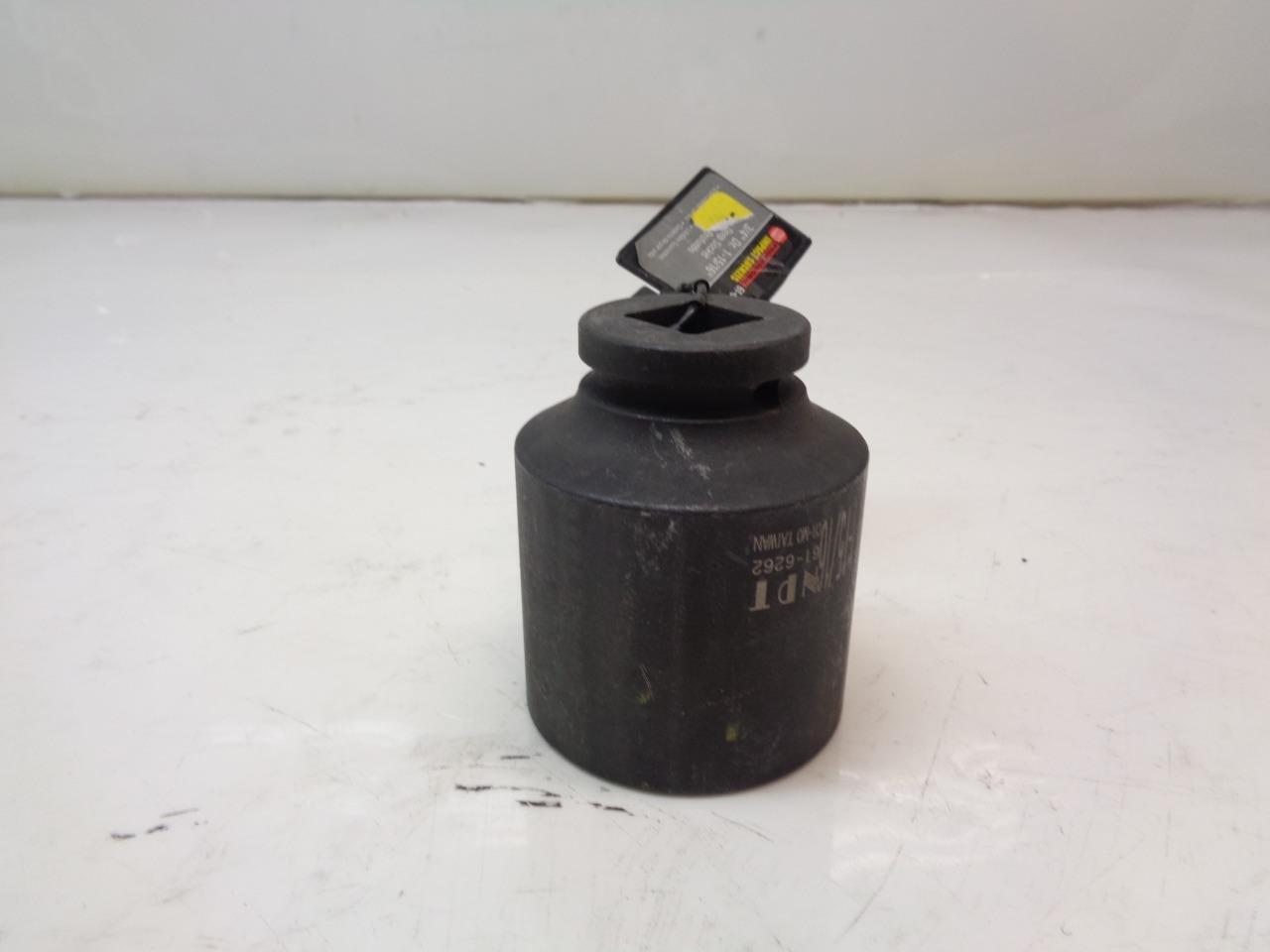 NEW NAPA PROFESSIONAL TOOLS 61-6262 1-15/16" IMPACT SOCKET R22