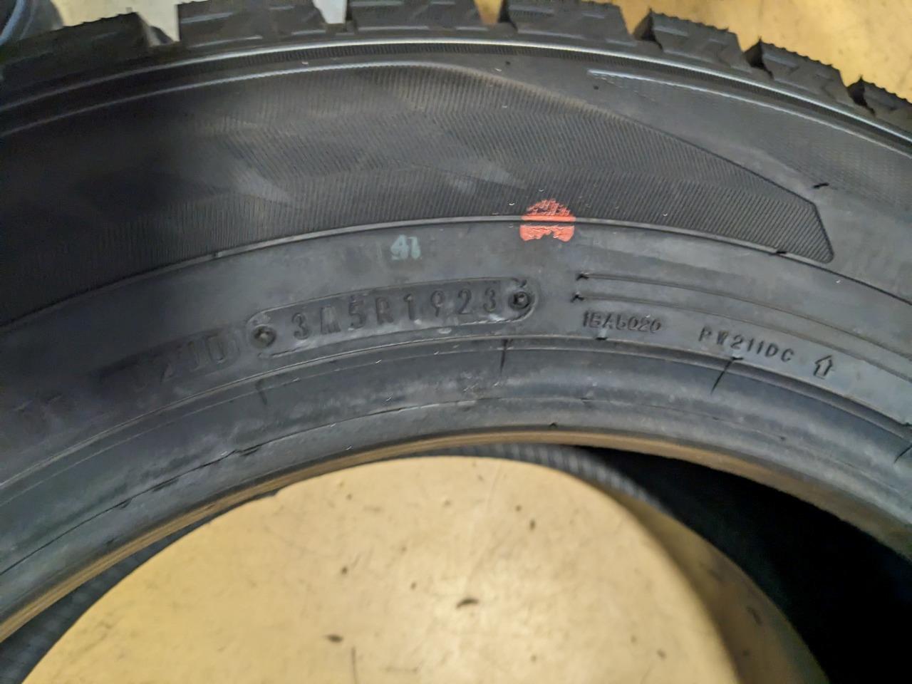 DUNLOP WINTERMAXX 2 P 215 55 16 97T XL TIRE 266016630 CQ3