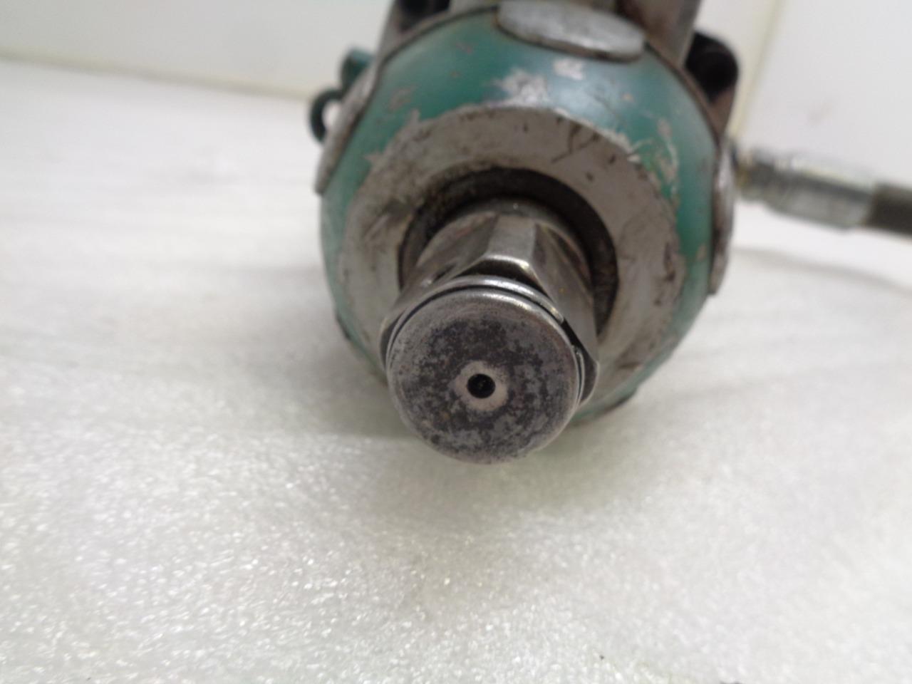 USED BOLTTECH MANNINGS REAR HANDLE 1" IMPACT WRENCH 1,700ft/lb IW1.00 GREEN H2