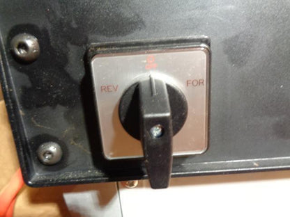 RIDGID 1224 PIPE THREADING MACHINE WITH 1/4"-2" UNIVERSAL DIE HEAD NEW B2