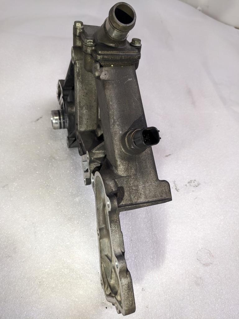 PORSCHE 911 996 ENGINE OIL PUMP HOUSING OEM 99610701257 USED 996BGL