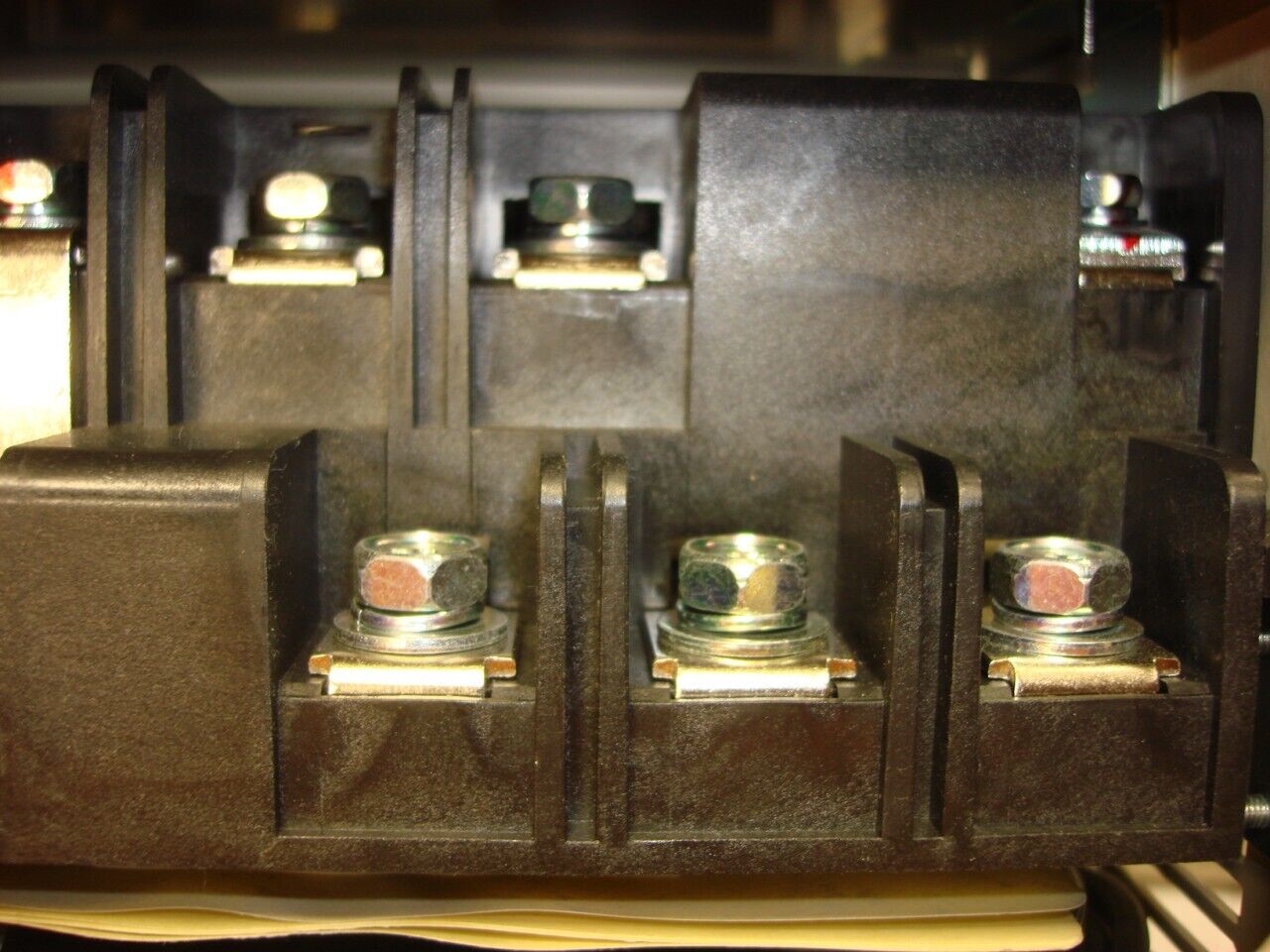 NEW YASKAWA INVERTER MOTOR SPEED CONTROLLER FREQUENCY DRIVE CIMR-K7H2022 R29