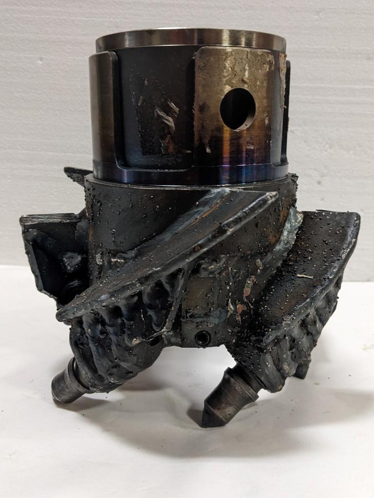 NEW UNBRANDED ROCK DRILL BIT 5 FLUTE APPROX. 8" OUTER DIAM. BSRG5